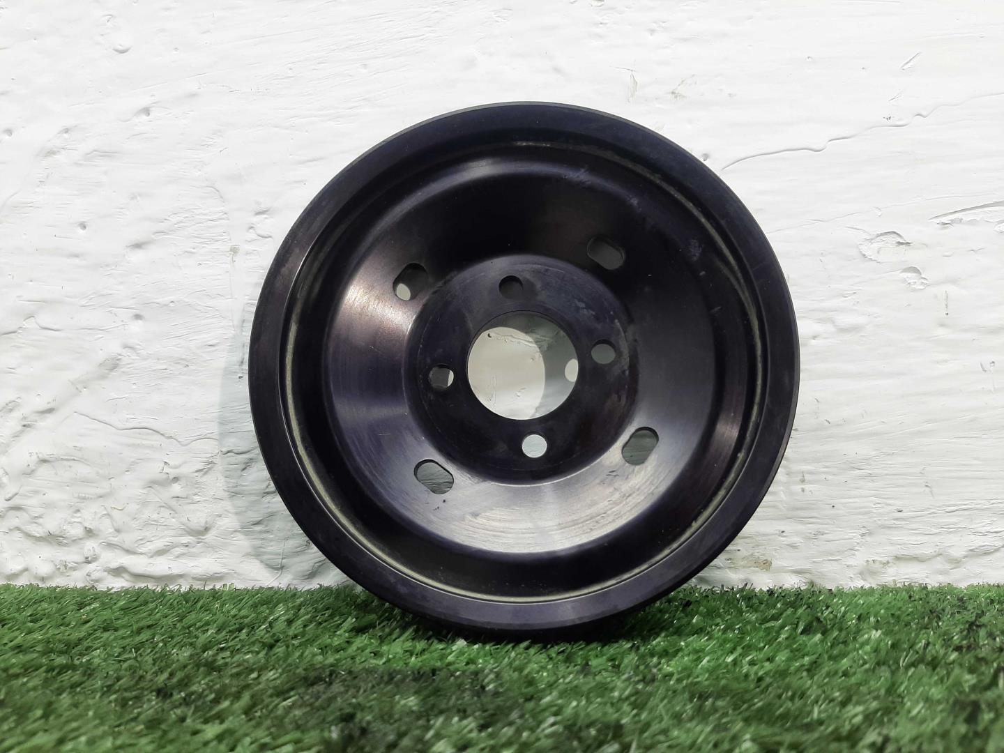 Шкив водяного насоса (помпы)