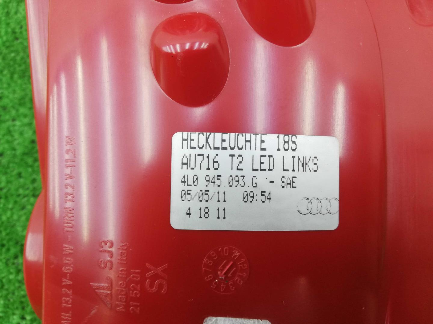 Фонарь задний внутренний левый