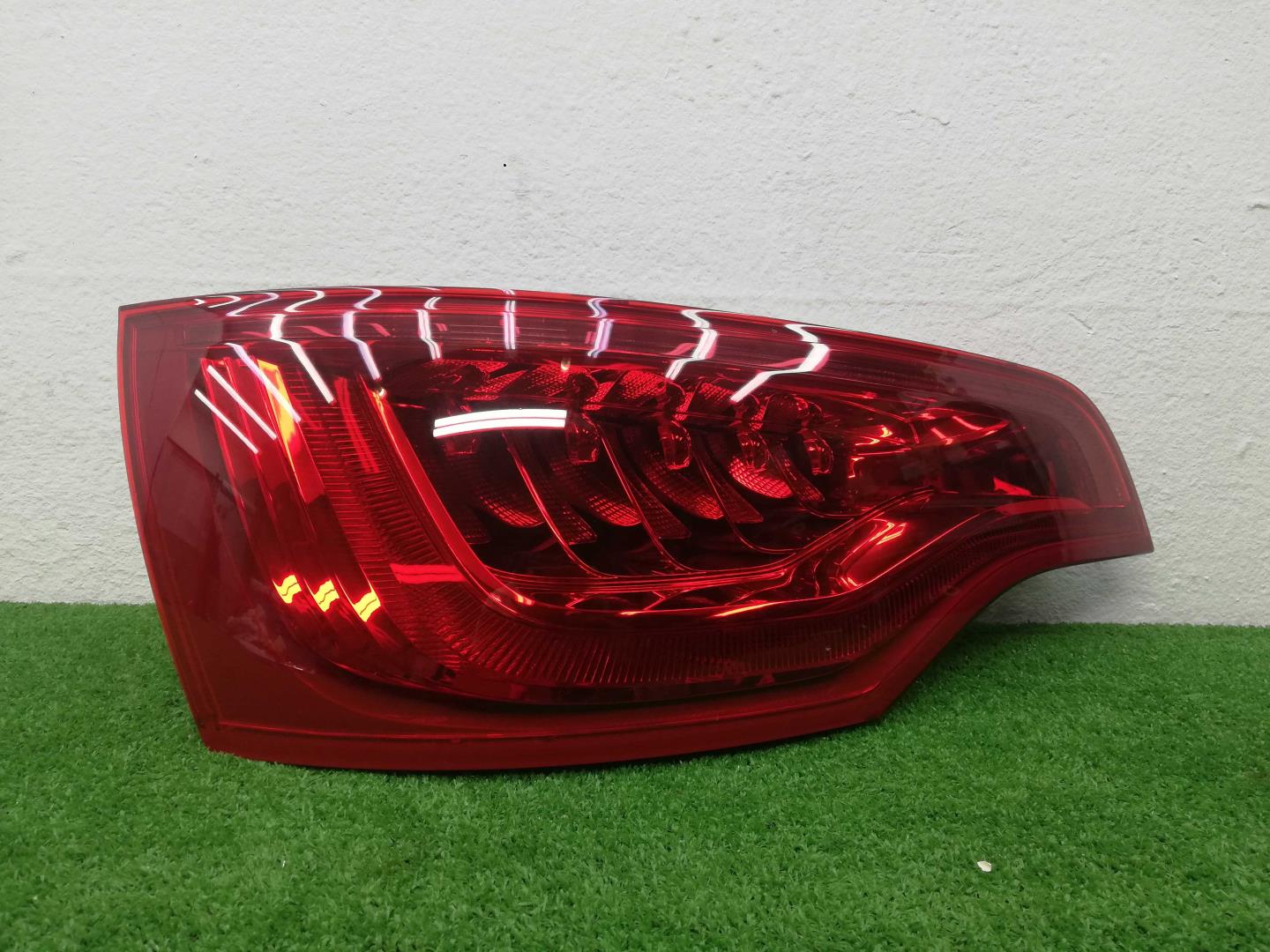 Фонарь задний внутренний левый