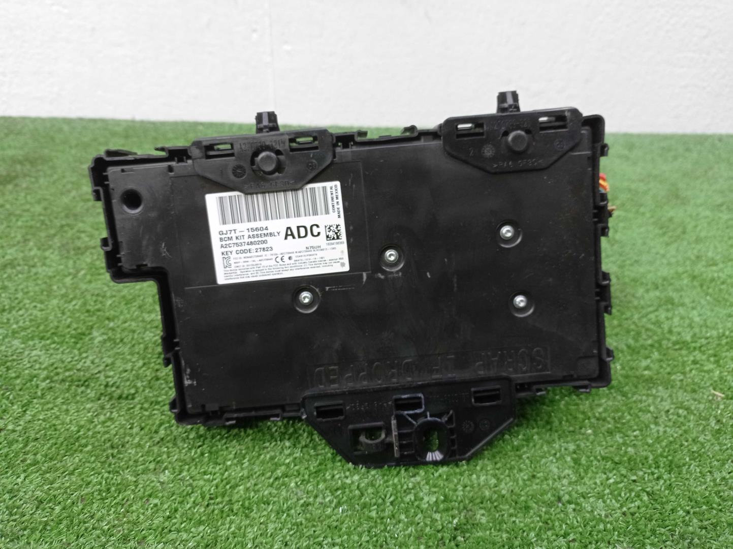 Блок предохранителей