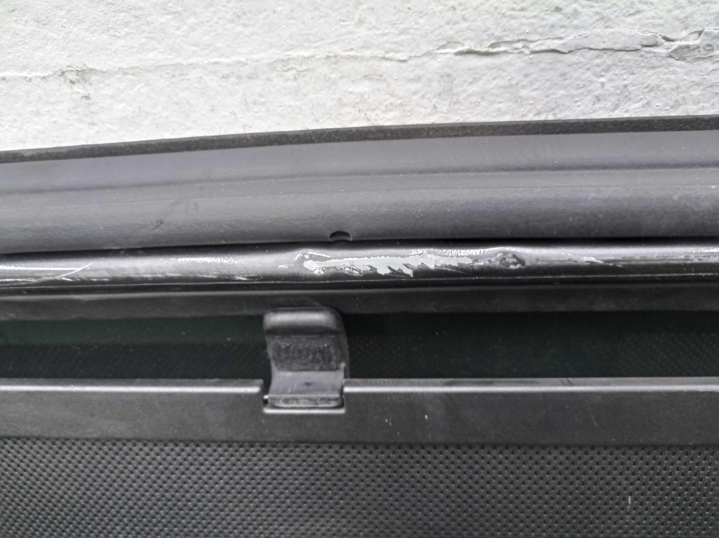 Стекло двери задней левой