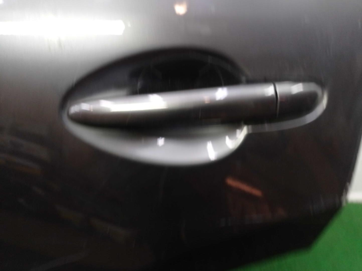 Стекло двери задней левой