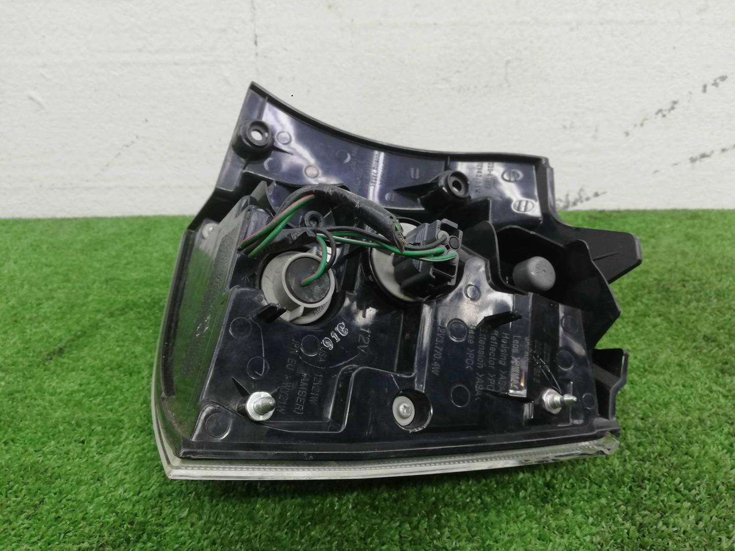 Фонарь задний наружный левый