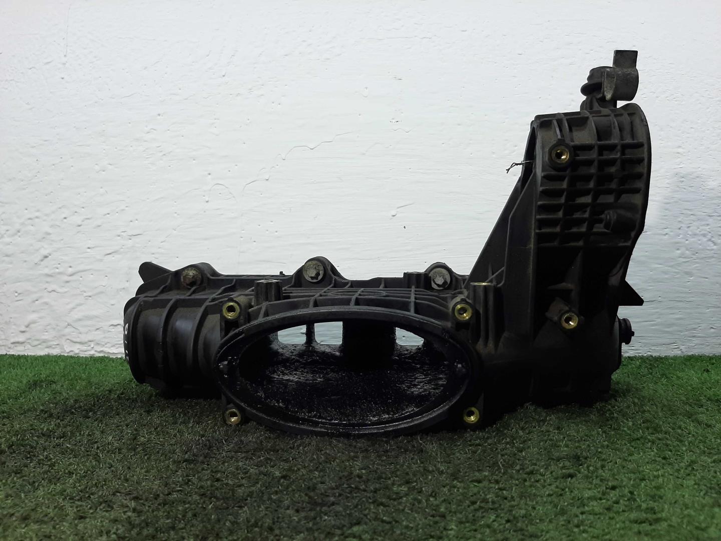 Коллектор впускной