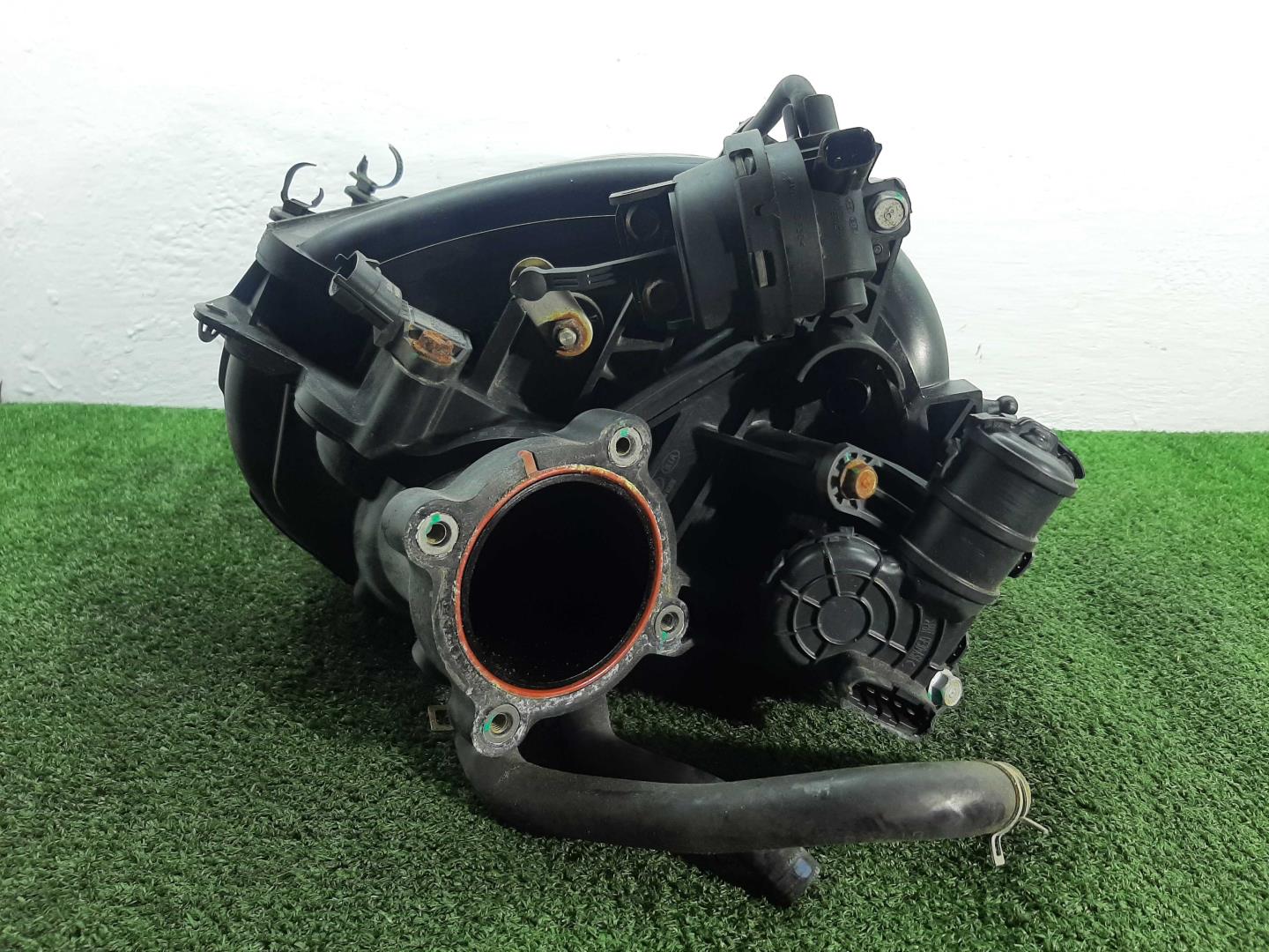 Коллектор впускной