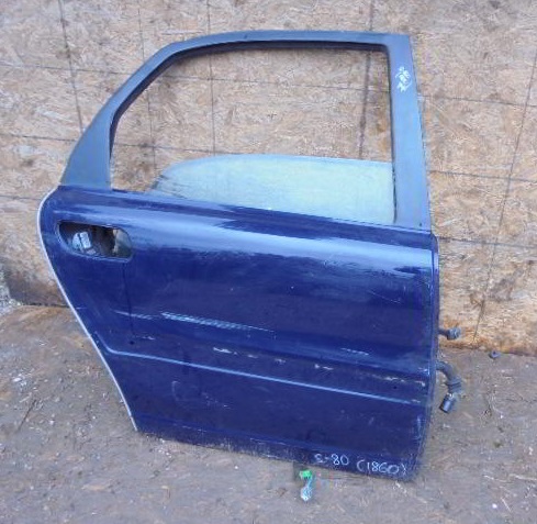 Дверь задняя правая