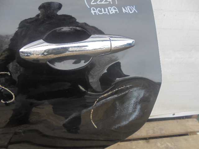 Дверь задняя левая