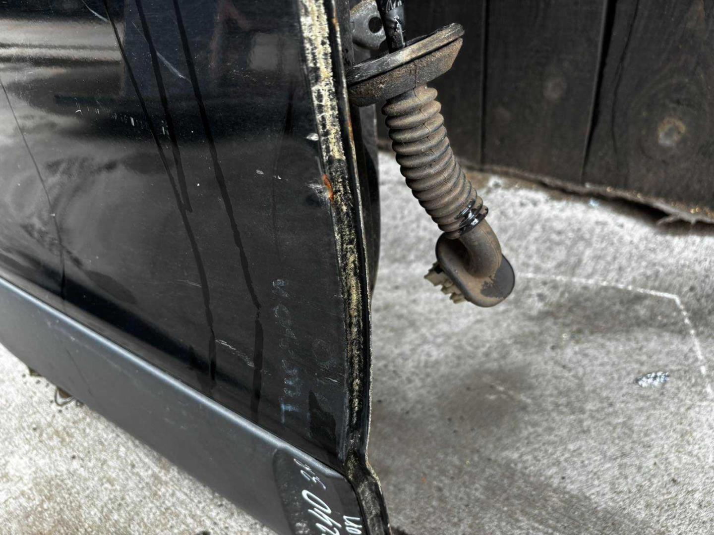 Дверь задняя правая