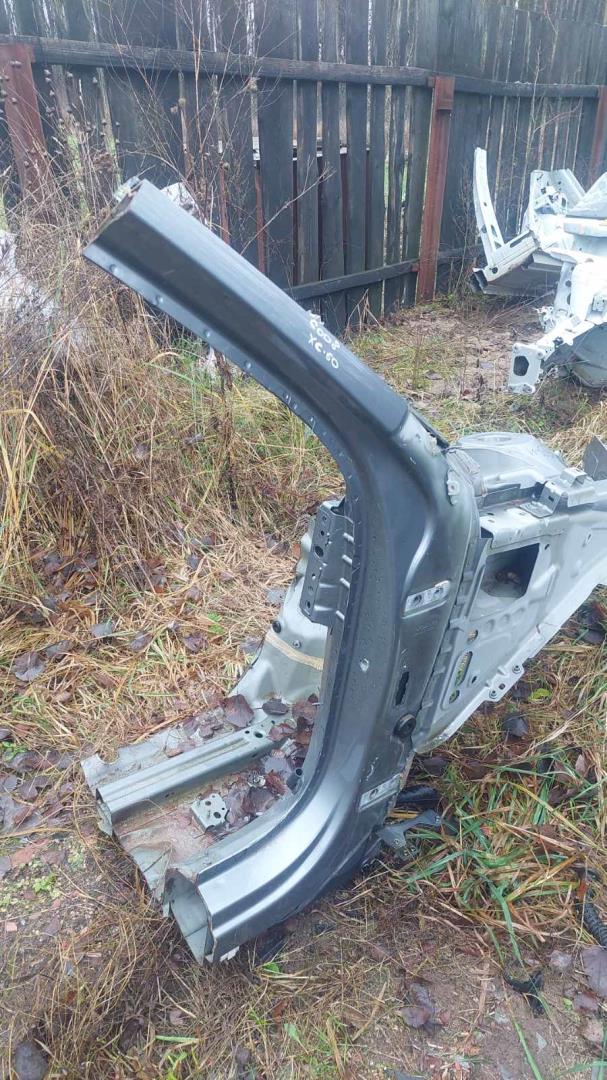 Лонжерон передний правый