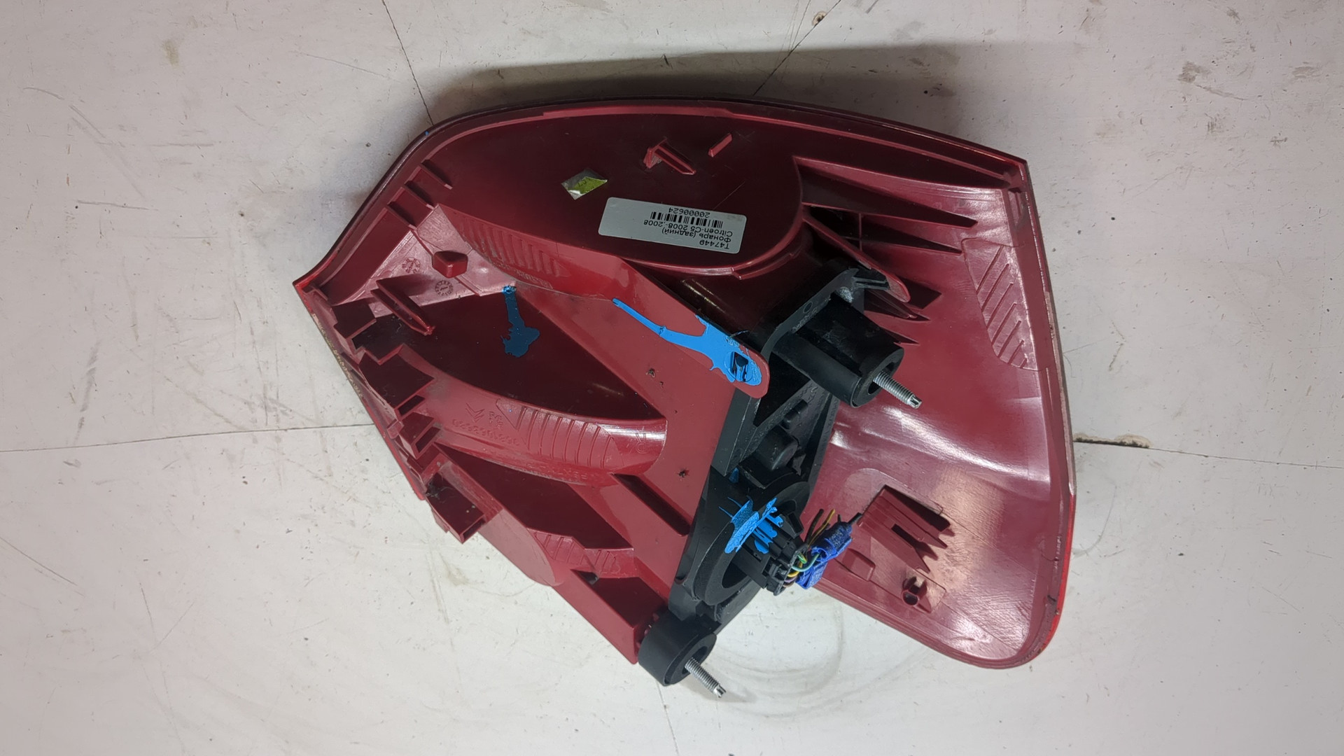 Фонарь задний левый