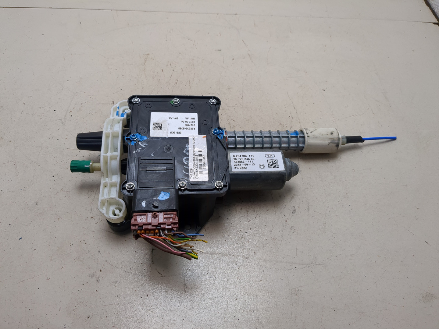 Моторчик стояночного тормоза