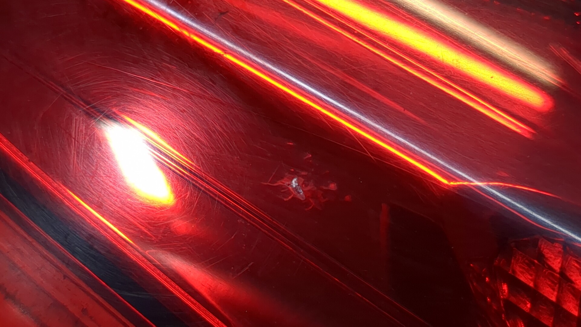 Фонарь задний левый