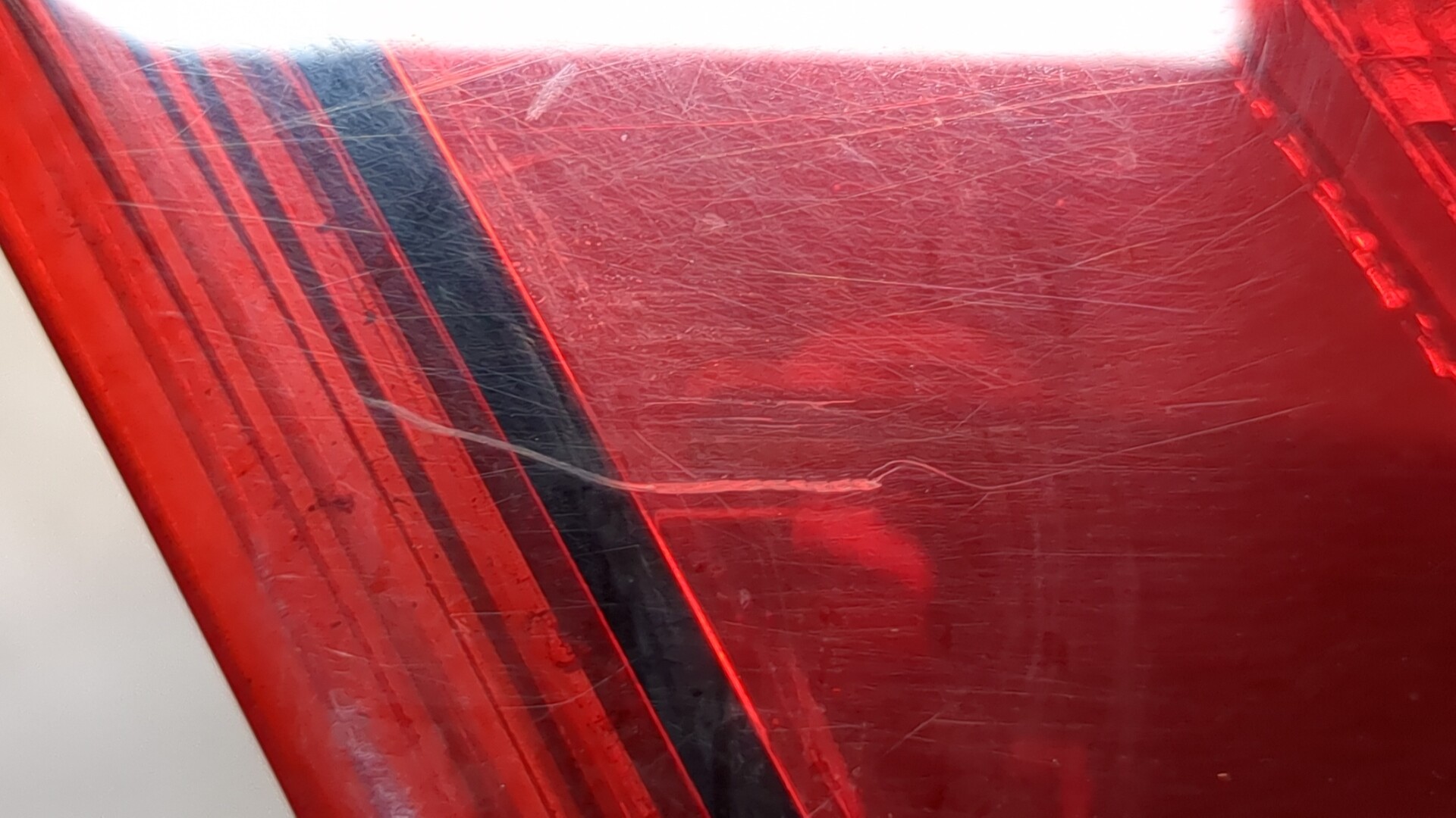 Фонарь задний левый