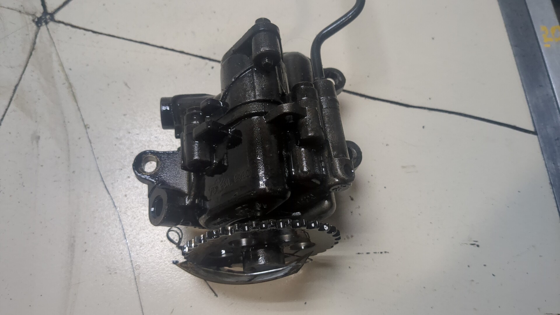 Насос масляный