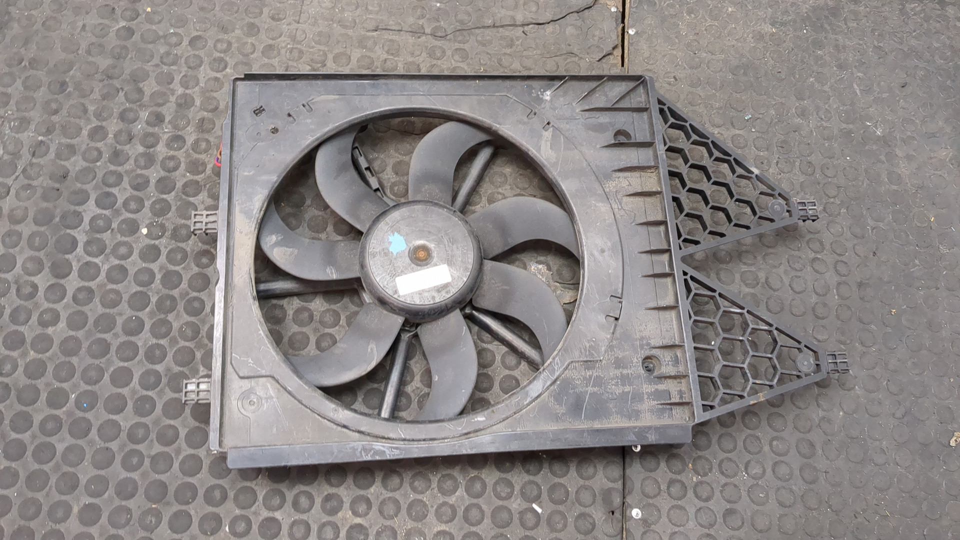 Вентилятор радиатора