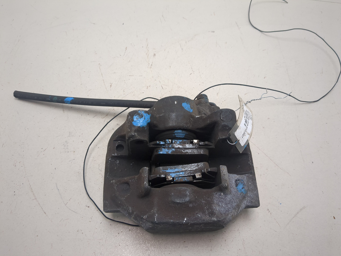 Суппорт задний левый