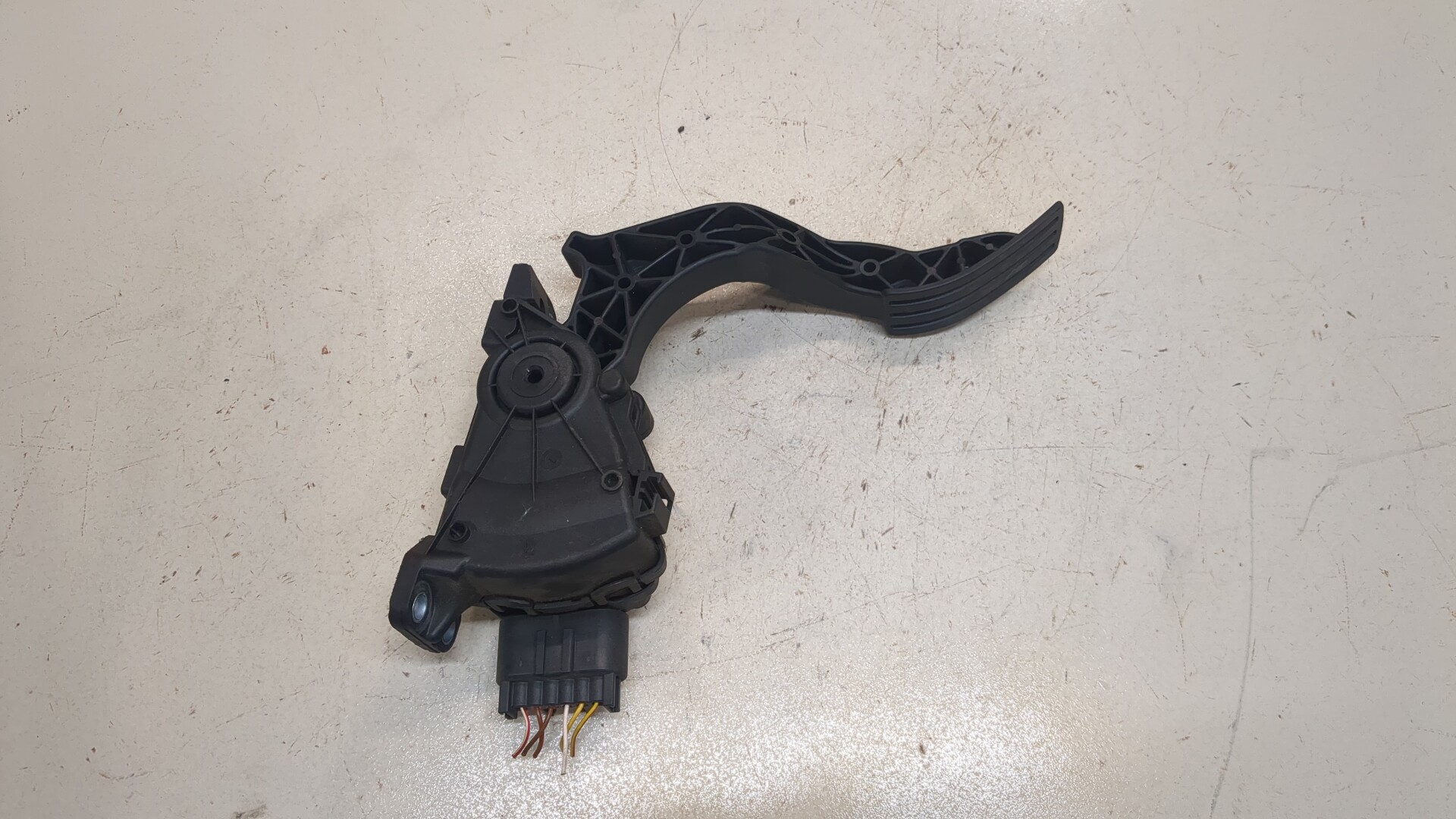 Педаль газа