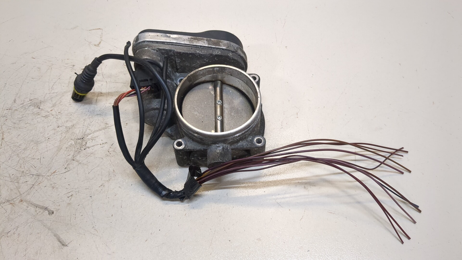 Заслонка дроссельная электрическая