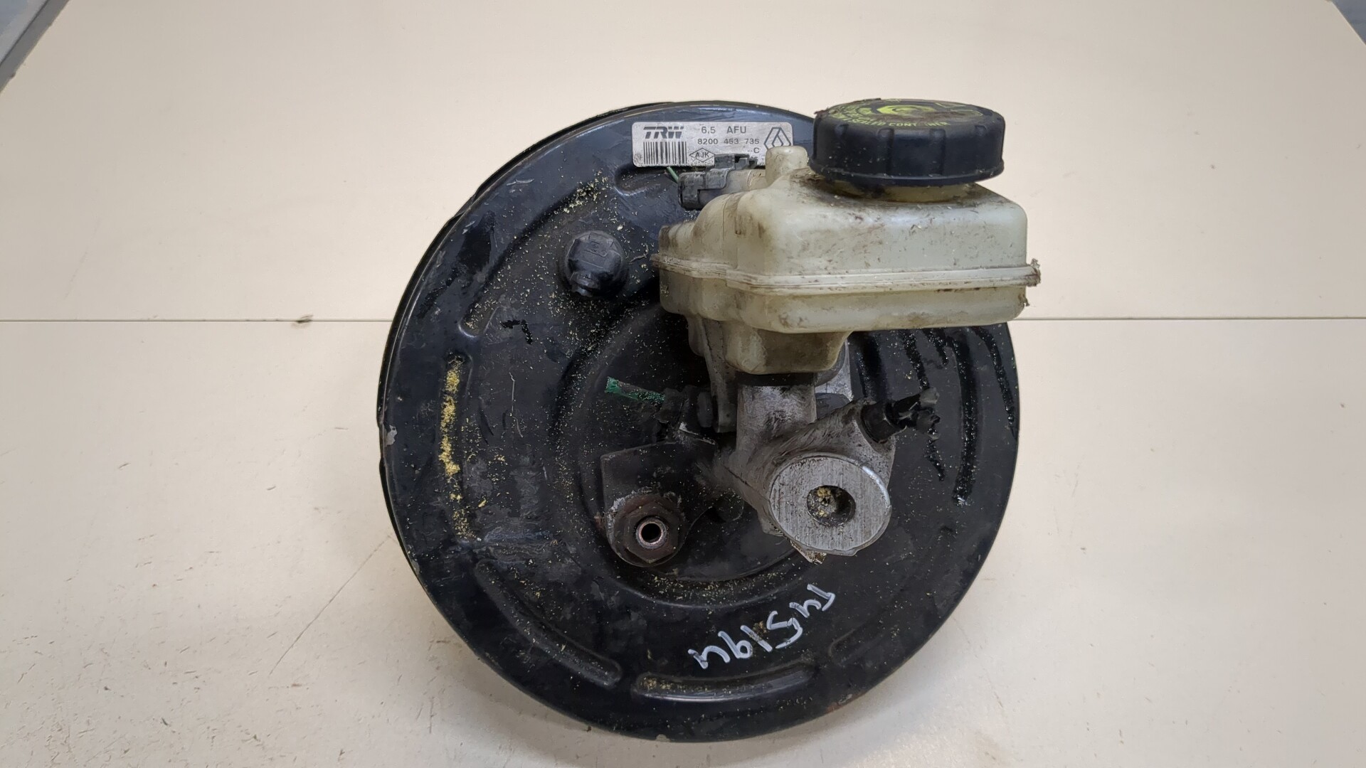 Цилиндр тормозной главный