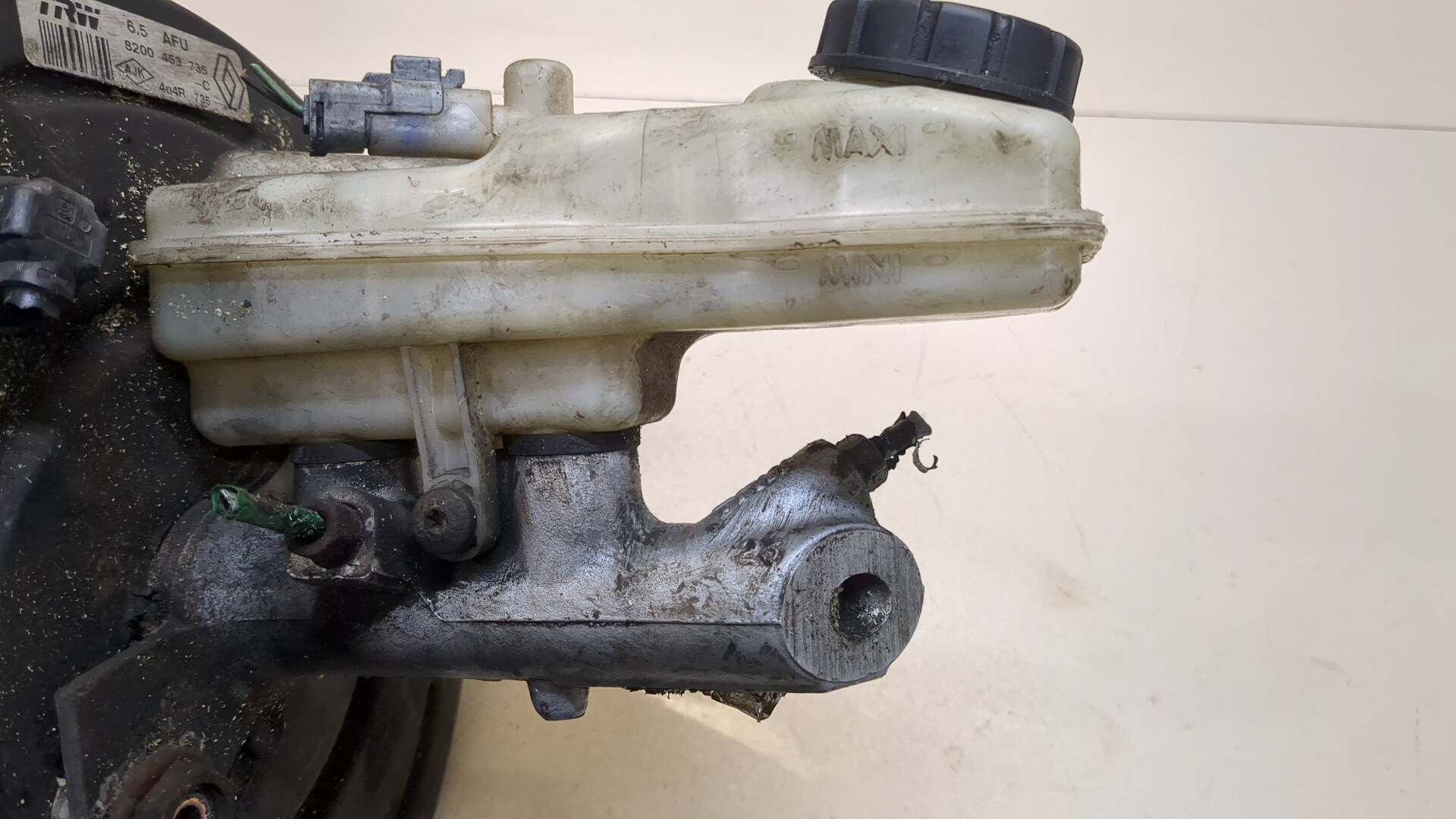 Цилиндр тормозной главный