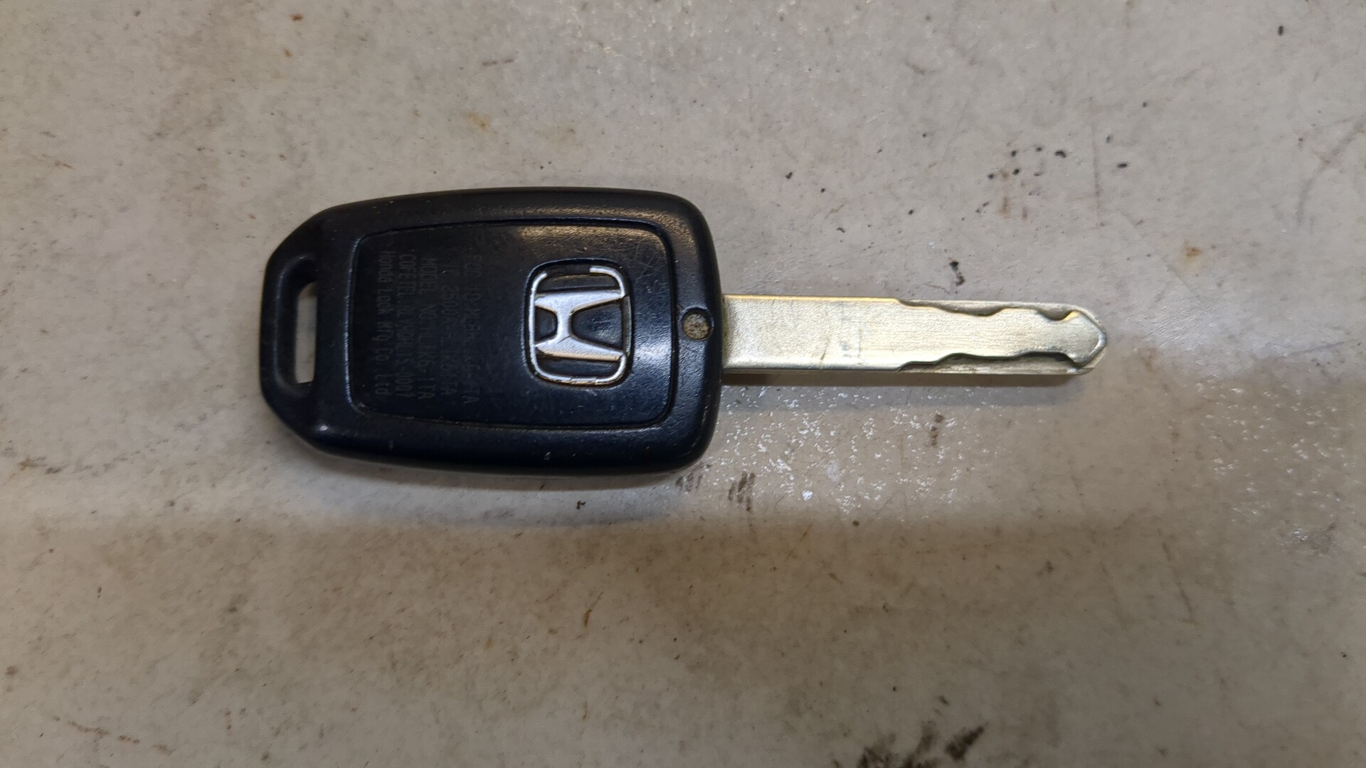 Ключ зажигания