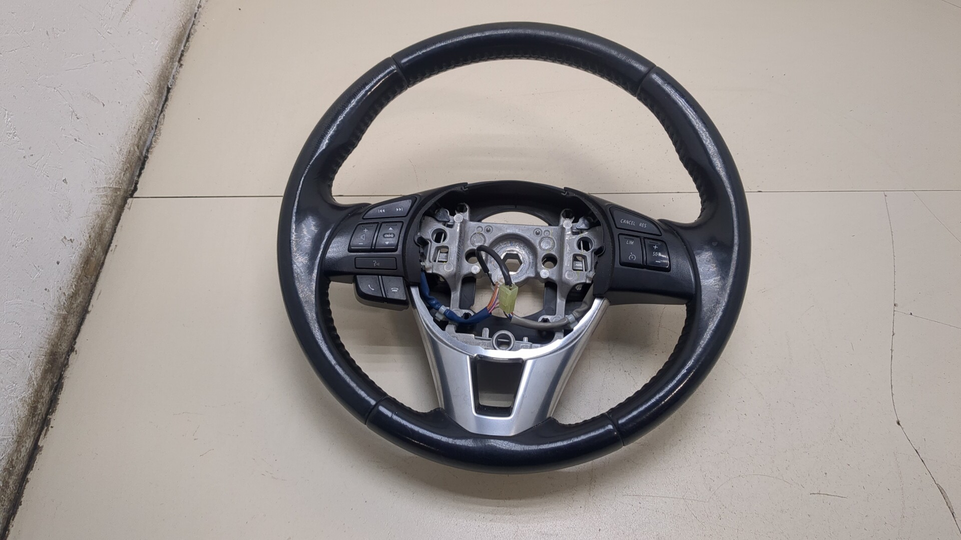 Рулевое колесо (руль)