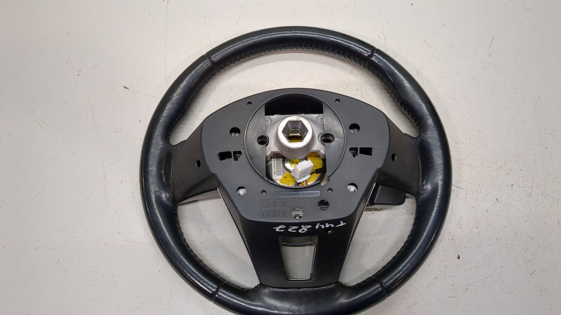 Рулевое колесо (руль)