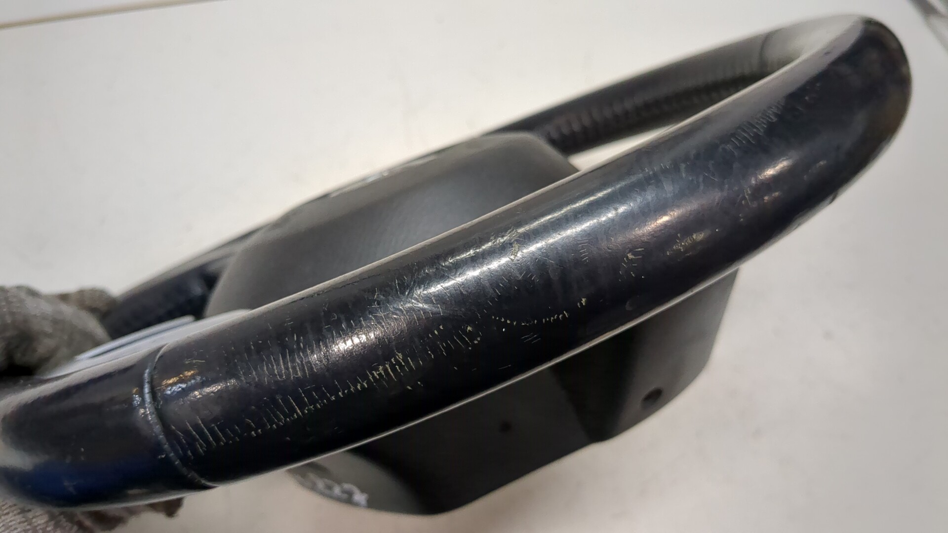 Рулевое колесо (руль)