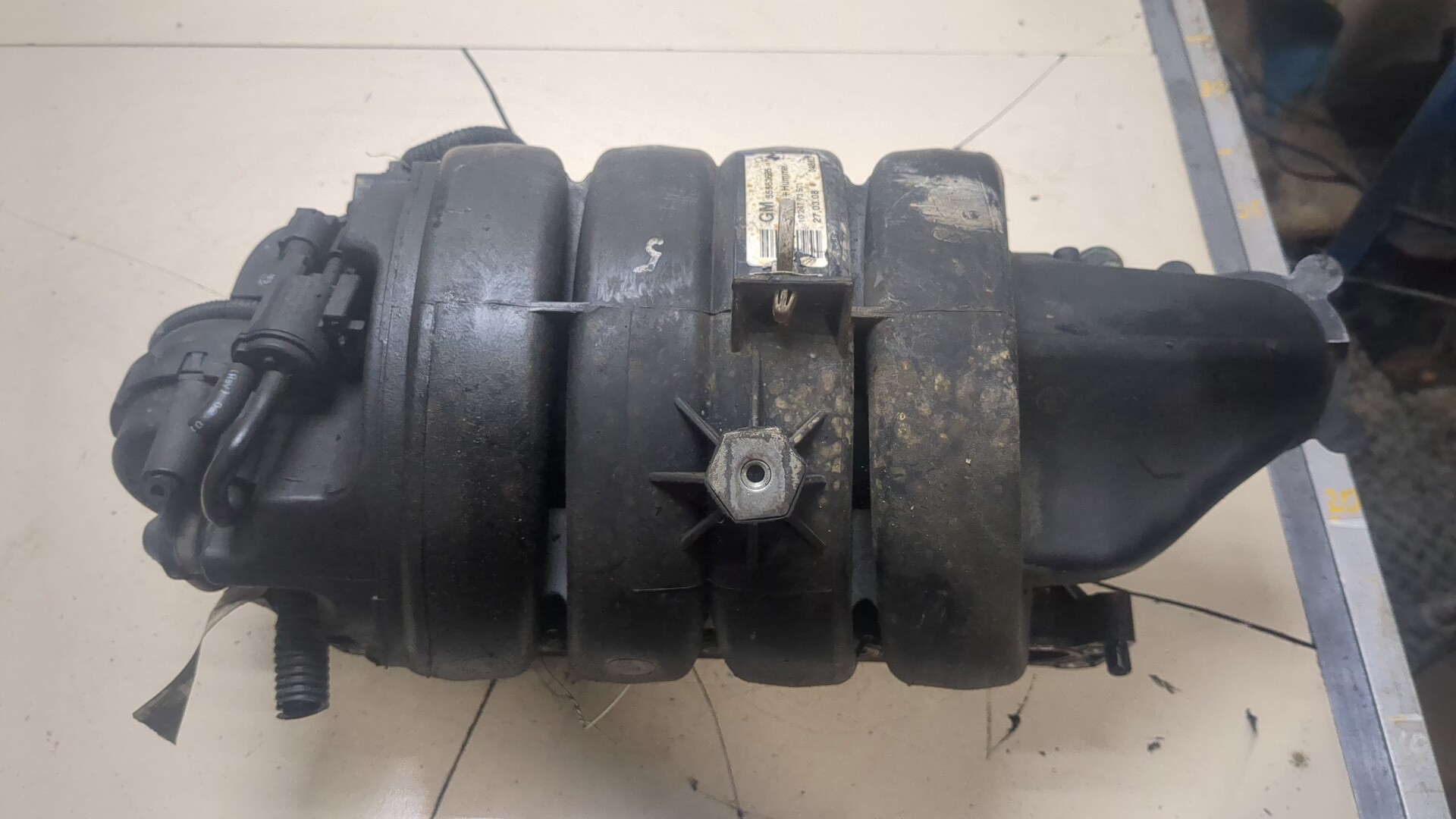 Коллектор впускной