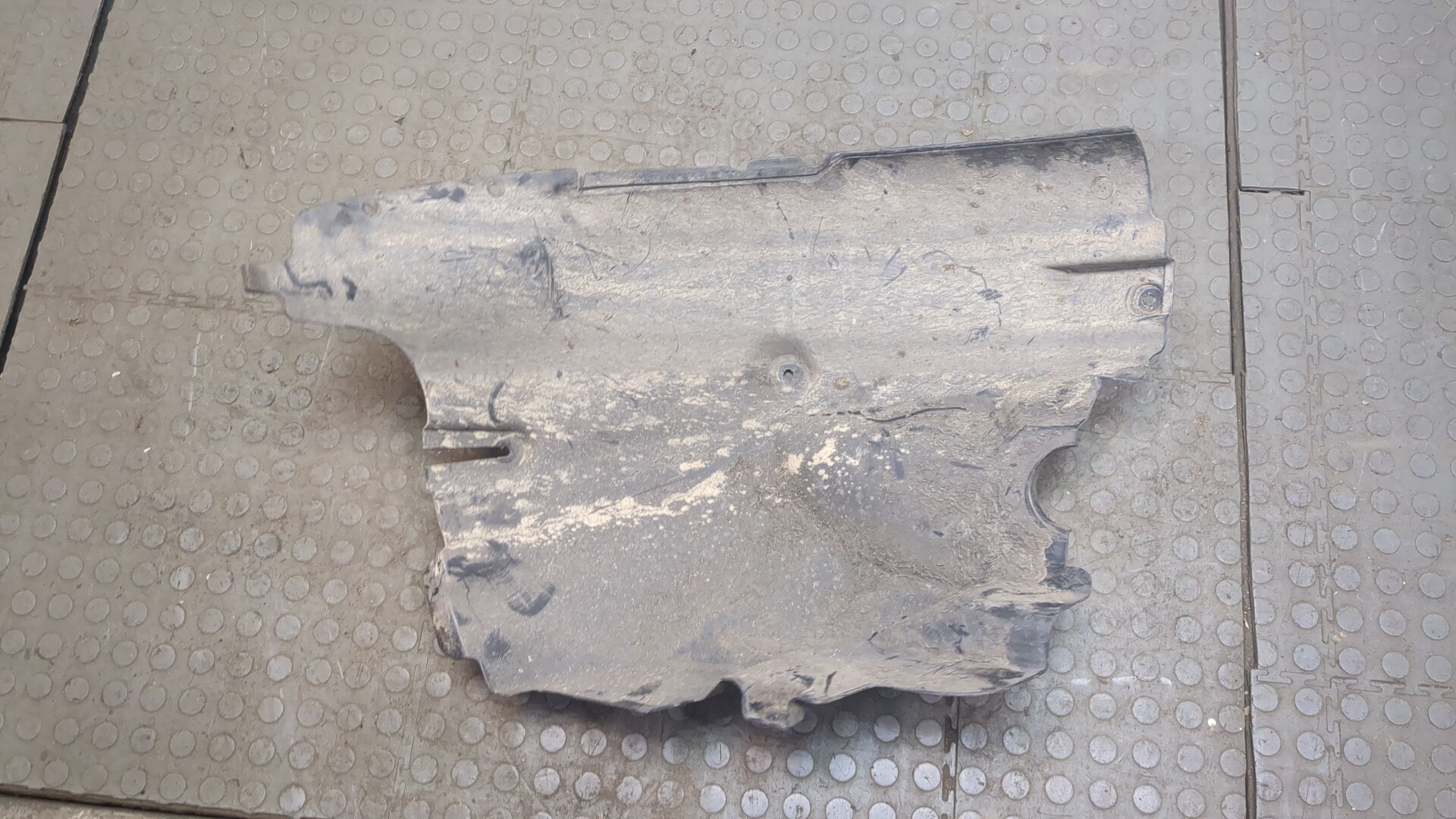 Локер передний правый