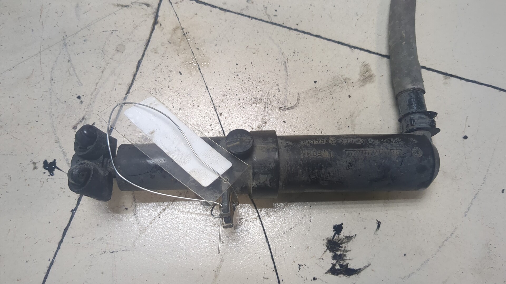 Форсунка омывателя фары