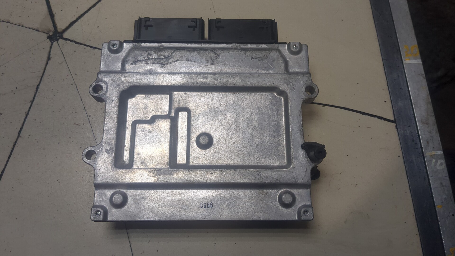 Блок управления двигателем