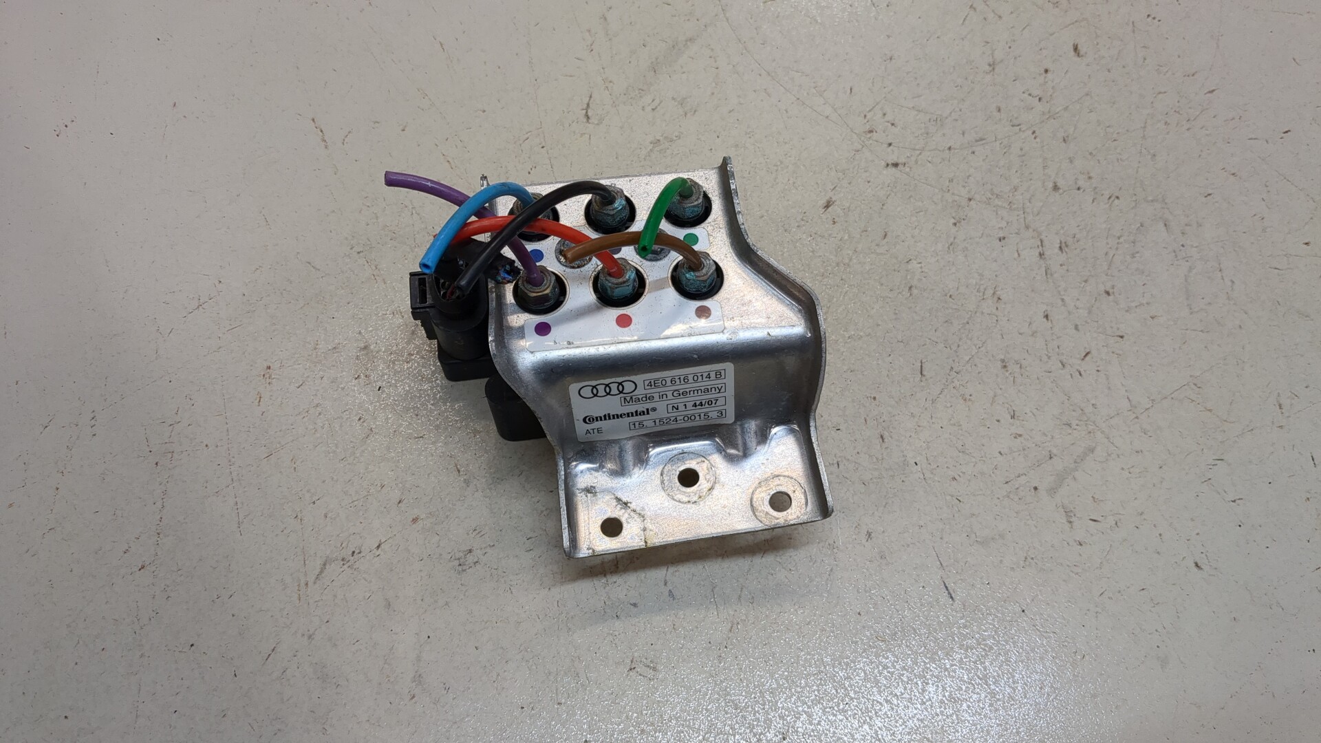 Блок клапанов