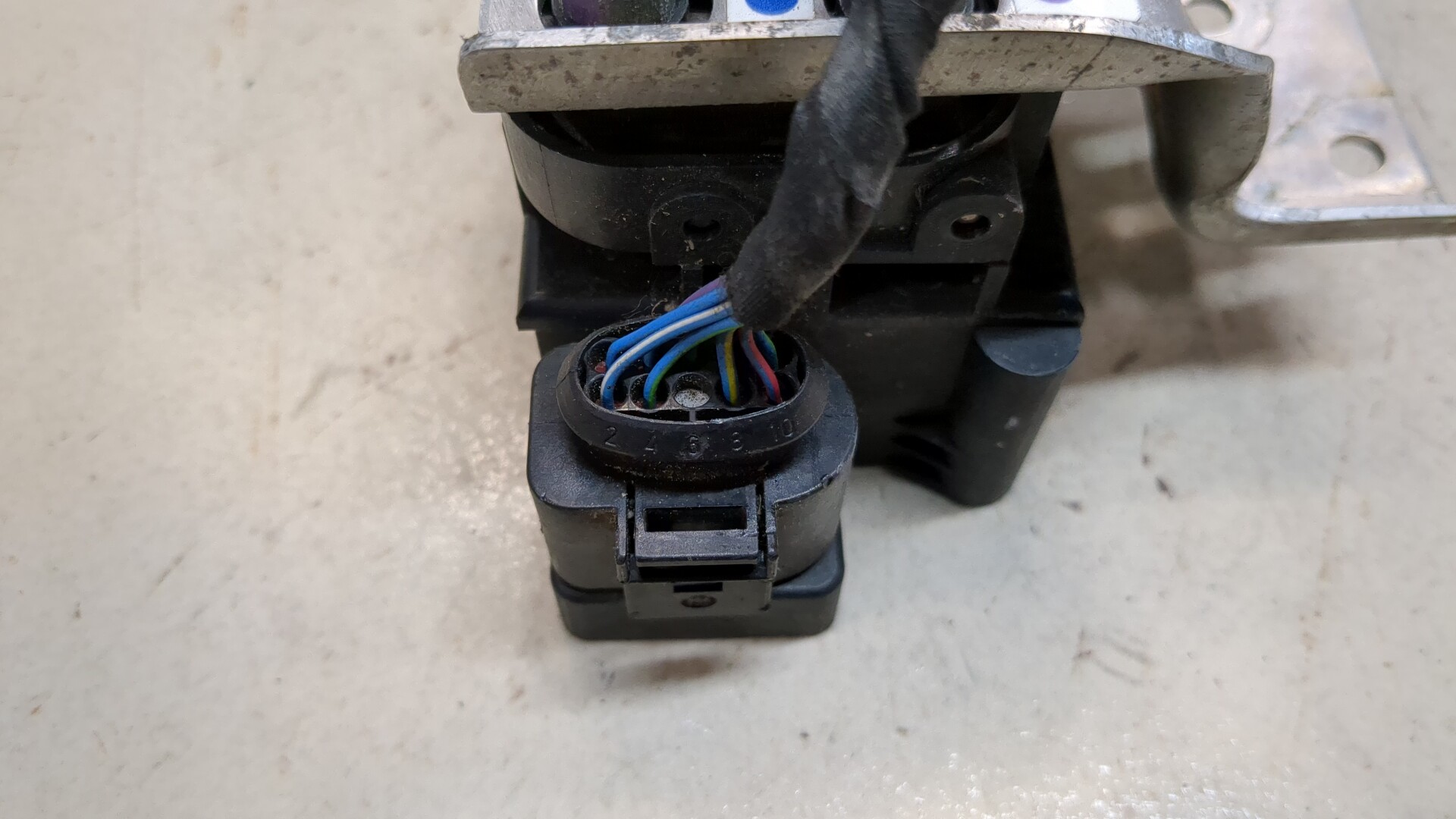 Блок клапанов