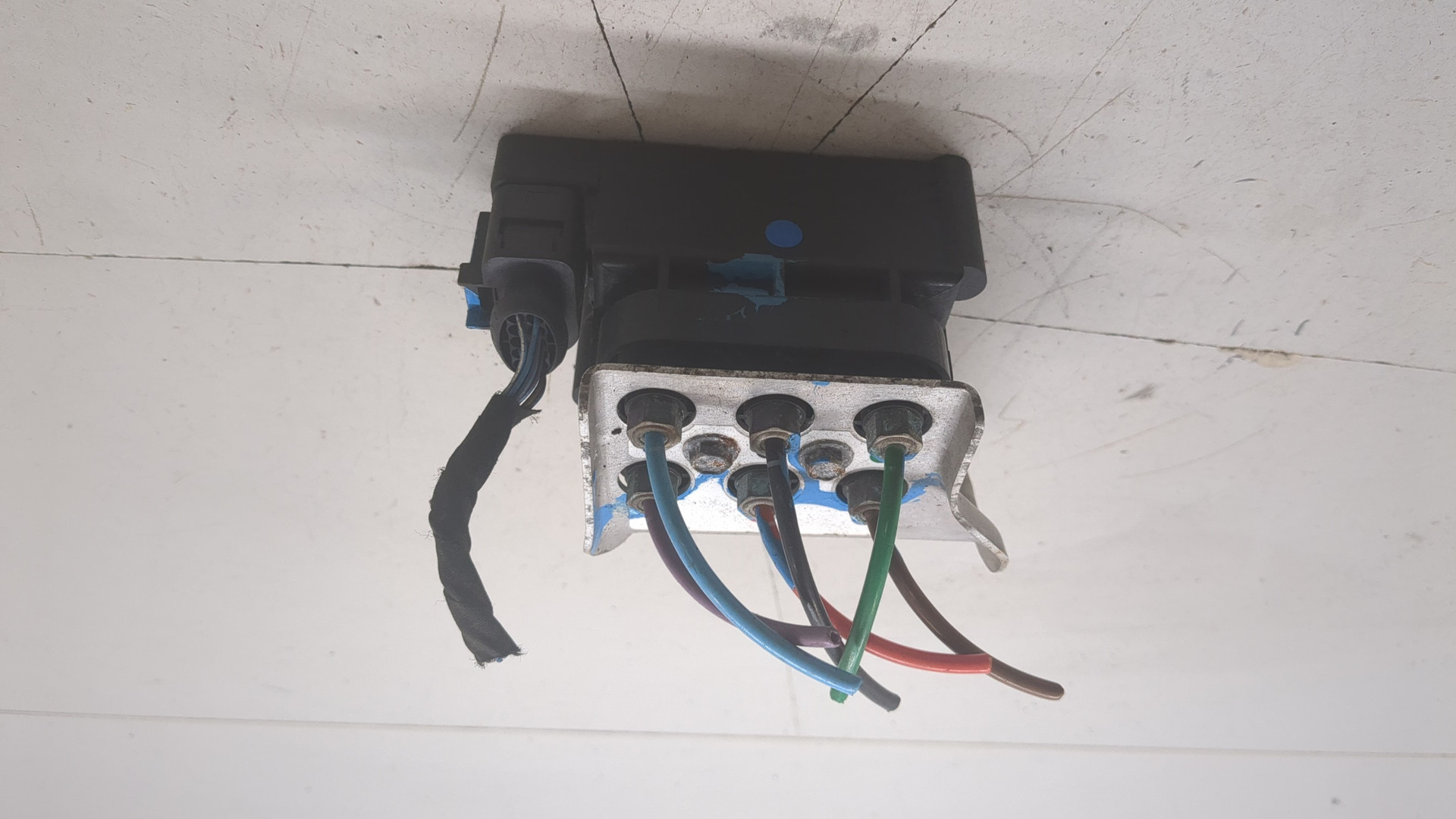 Блок клапанов