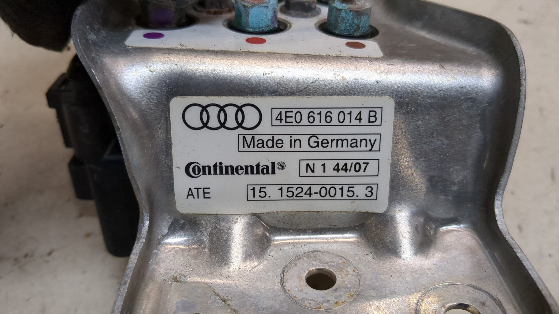 Блок клапанов