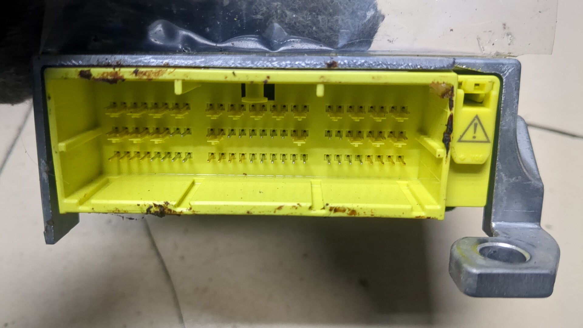 Блок управления подушек безопасности (AIR BAG)