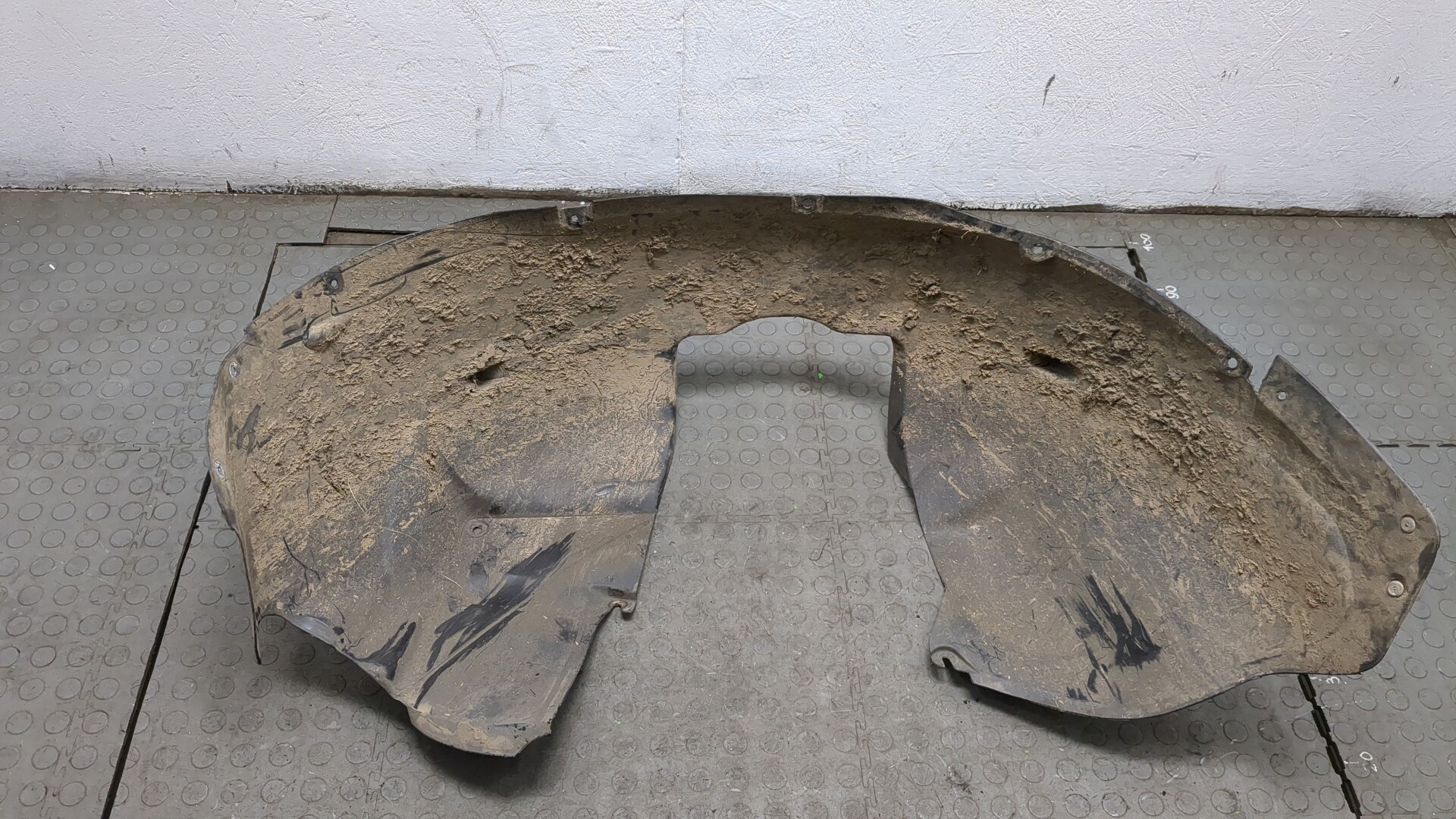 Локер передний левый