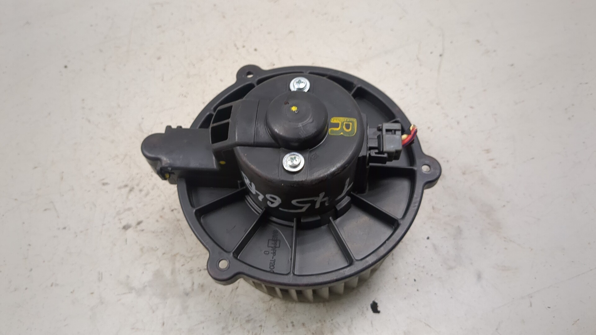 AP-0015860565 AP-0015860565