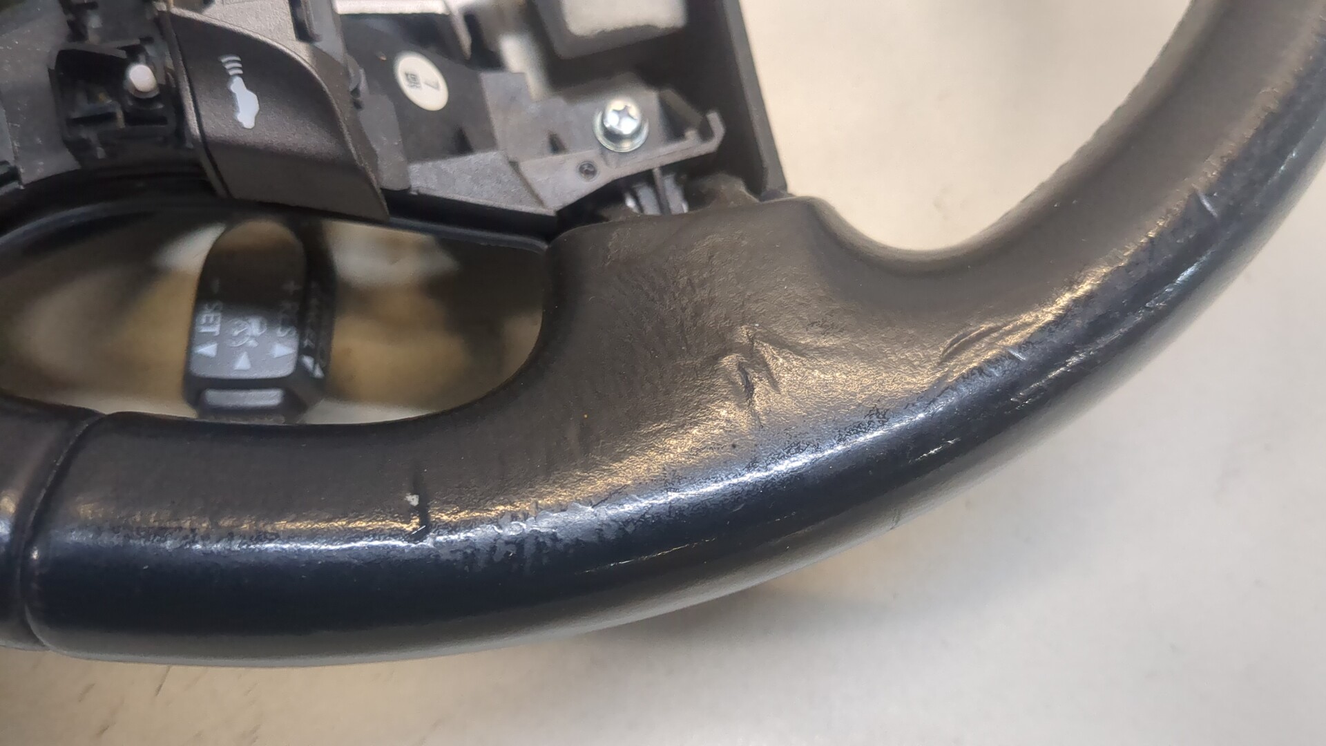 Рулевое колесо (руль)