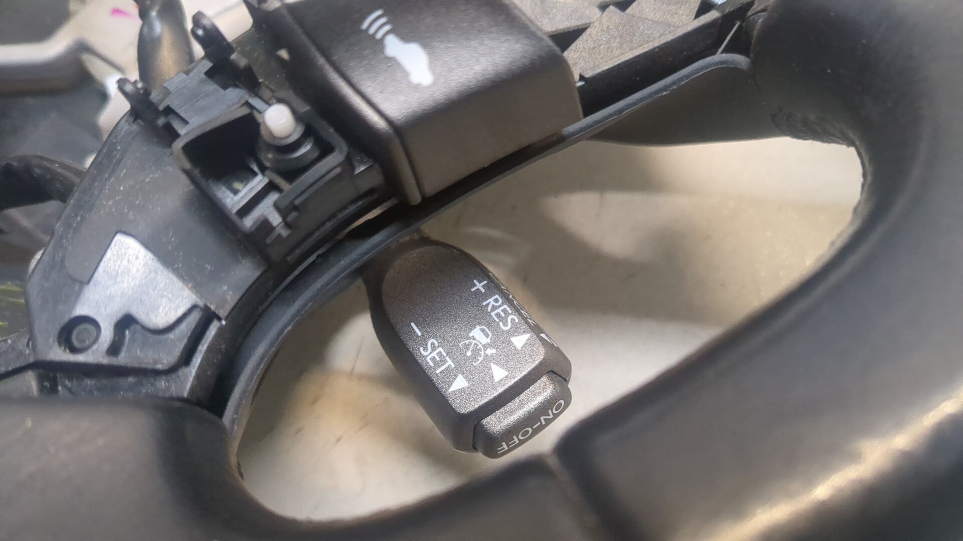 Рулевое колесо (руль)