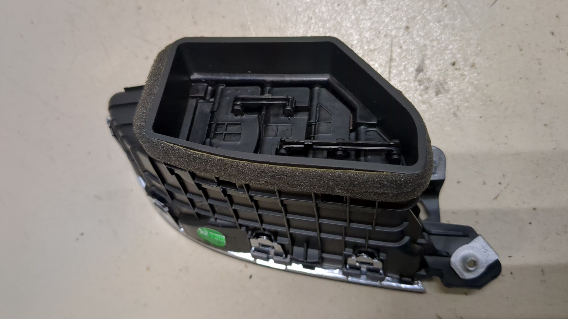 Дефлектор воздушный