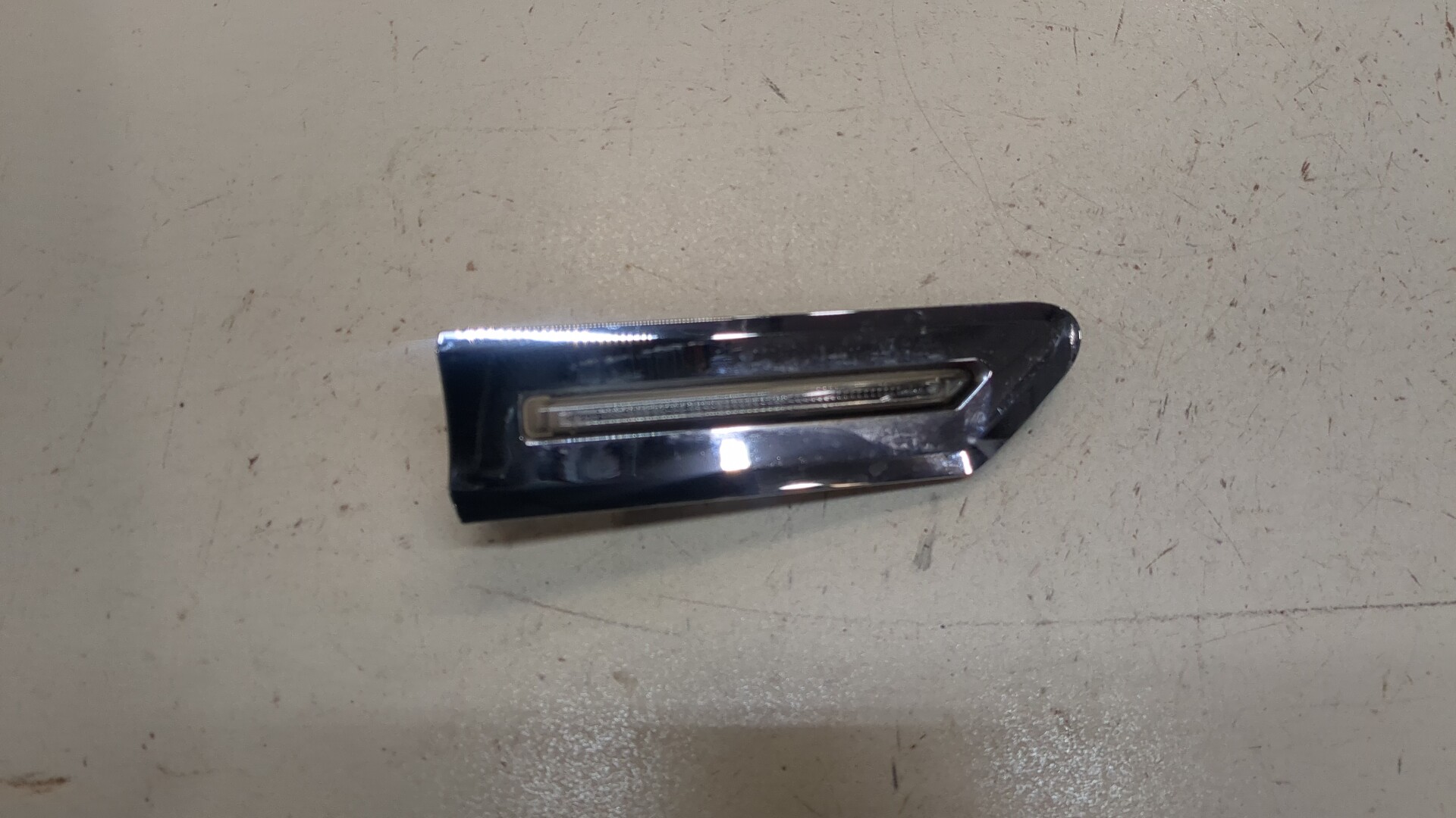 Указатель поворота правый