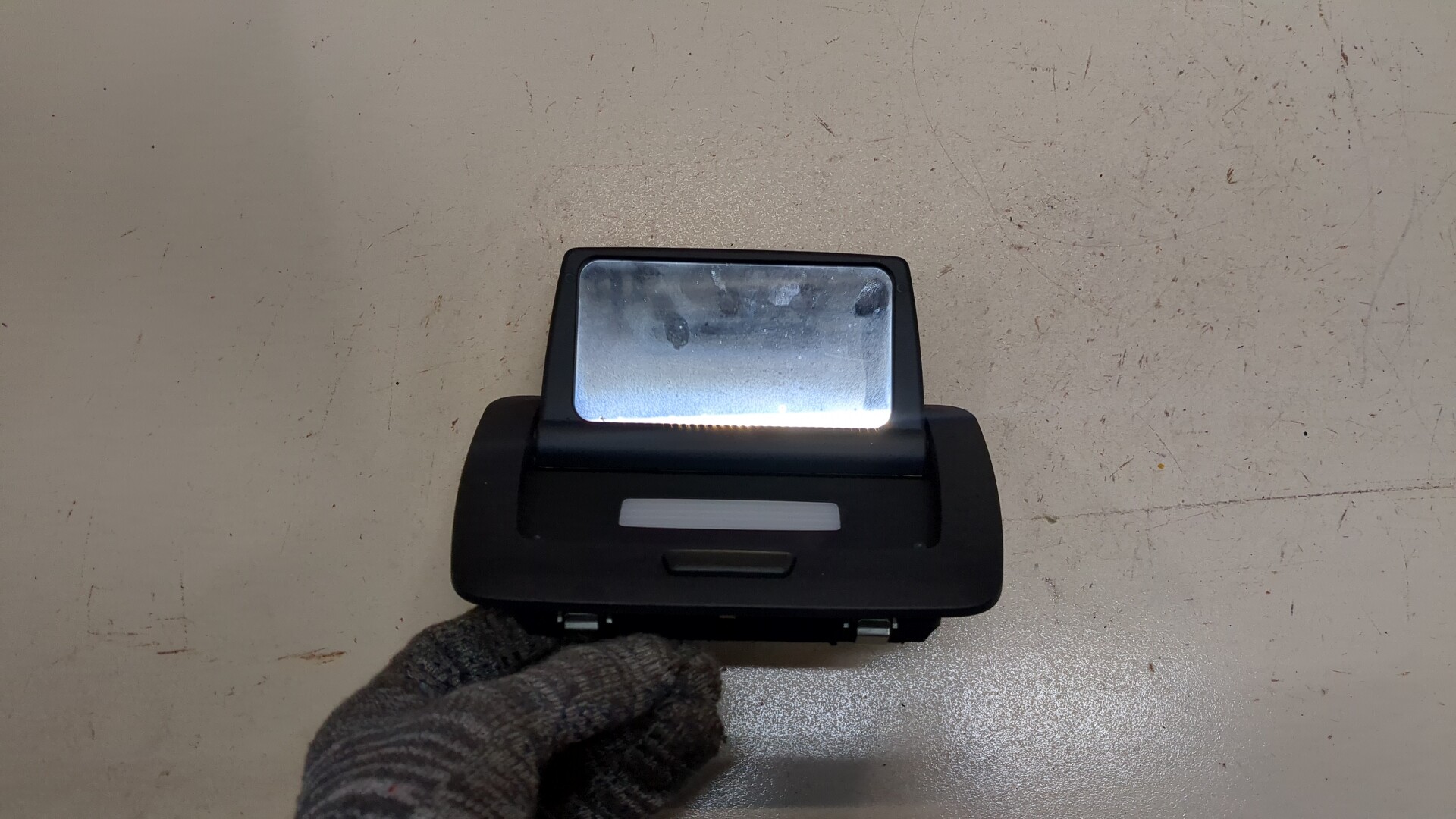 Зеркало заднего вида