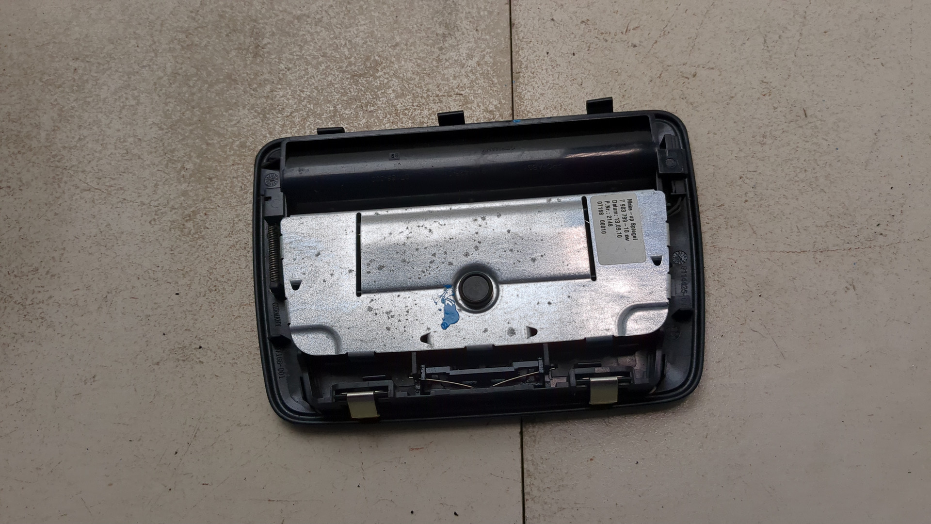 Зеркало заднего вида