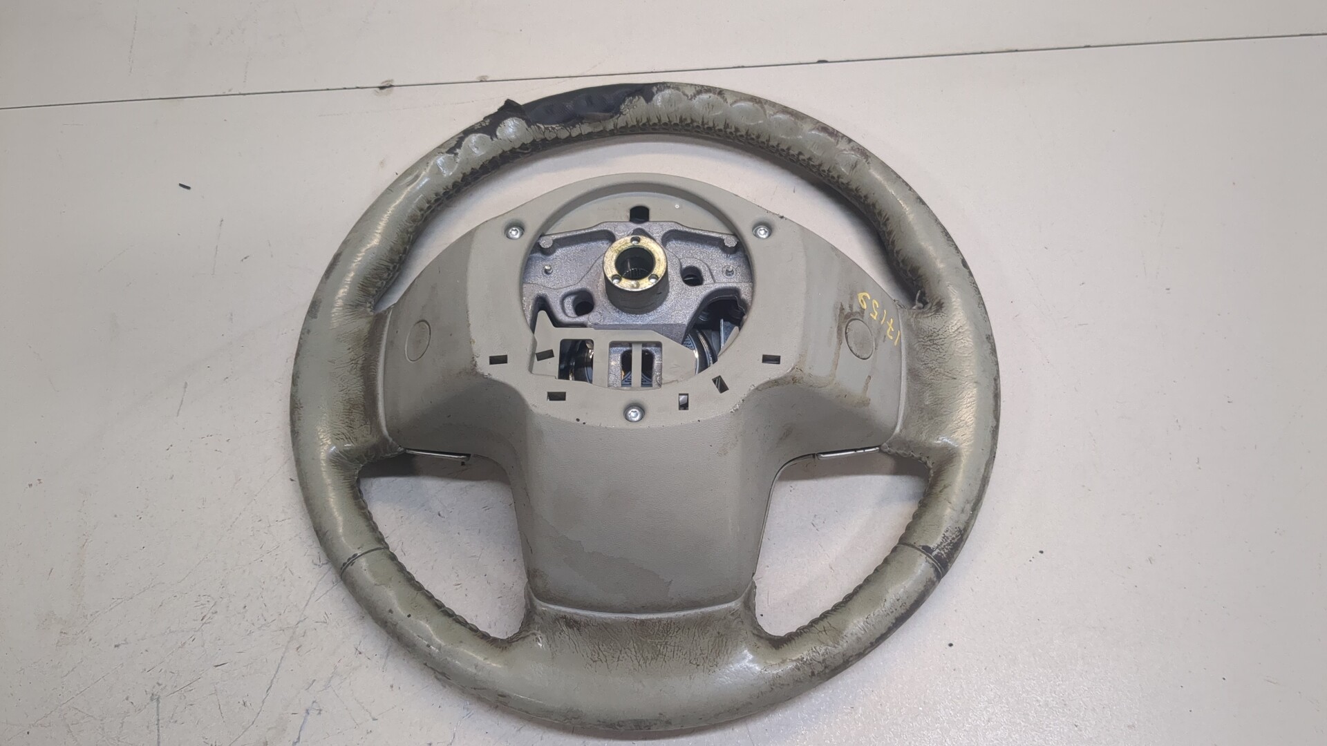 Рулевое колесо (руль)