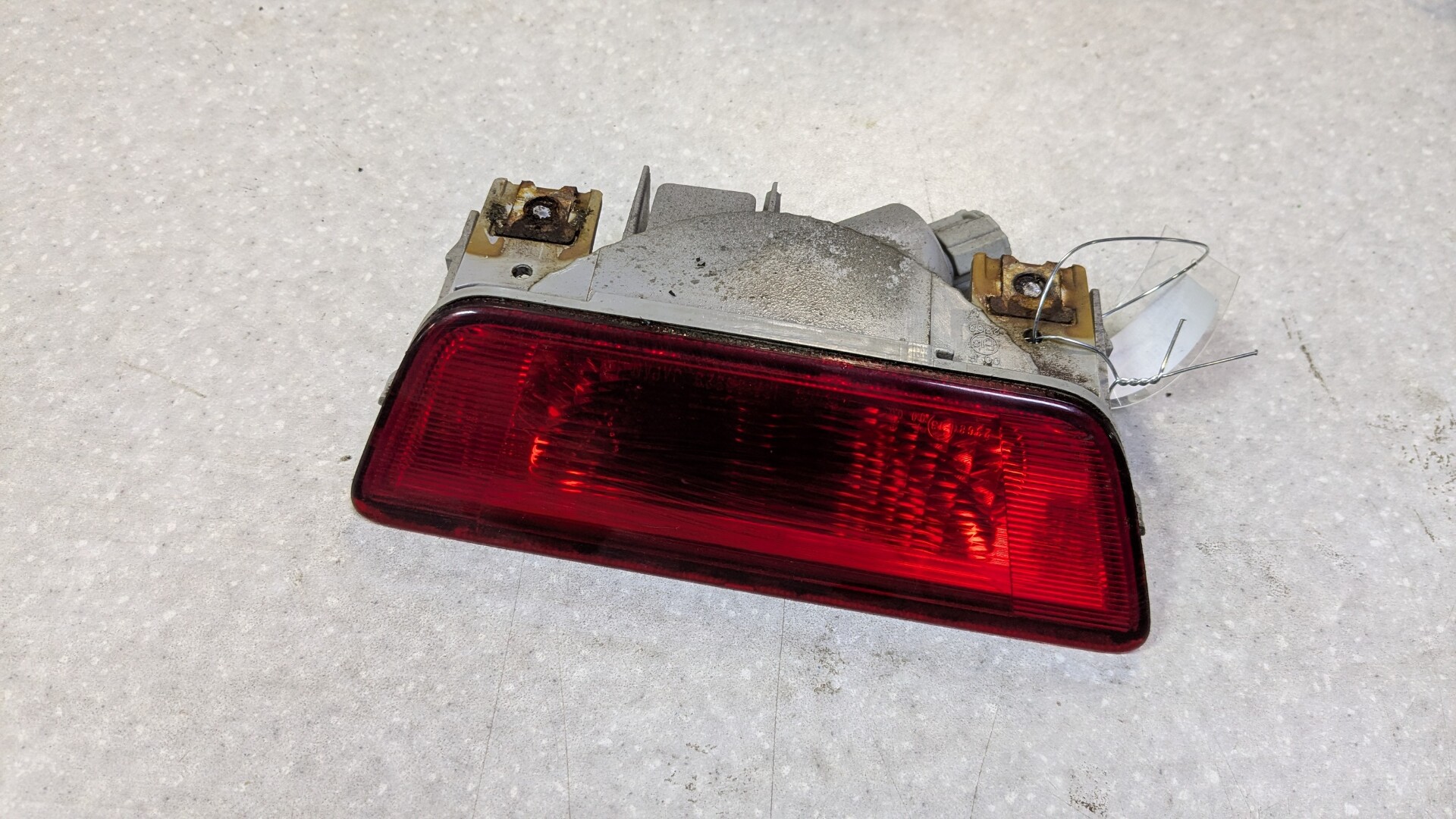 Фара противотуманная правая