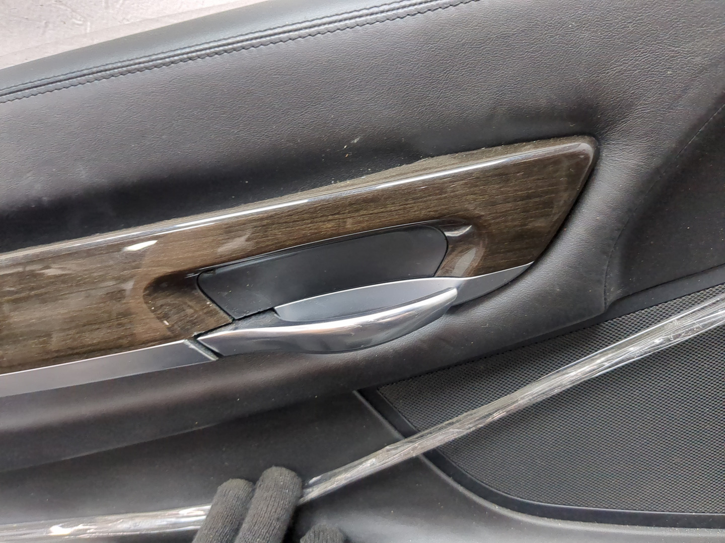 Дверь передняя левая