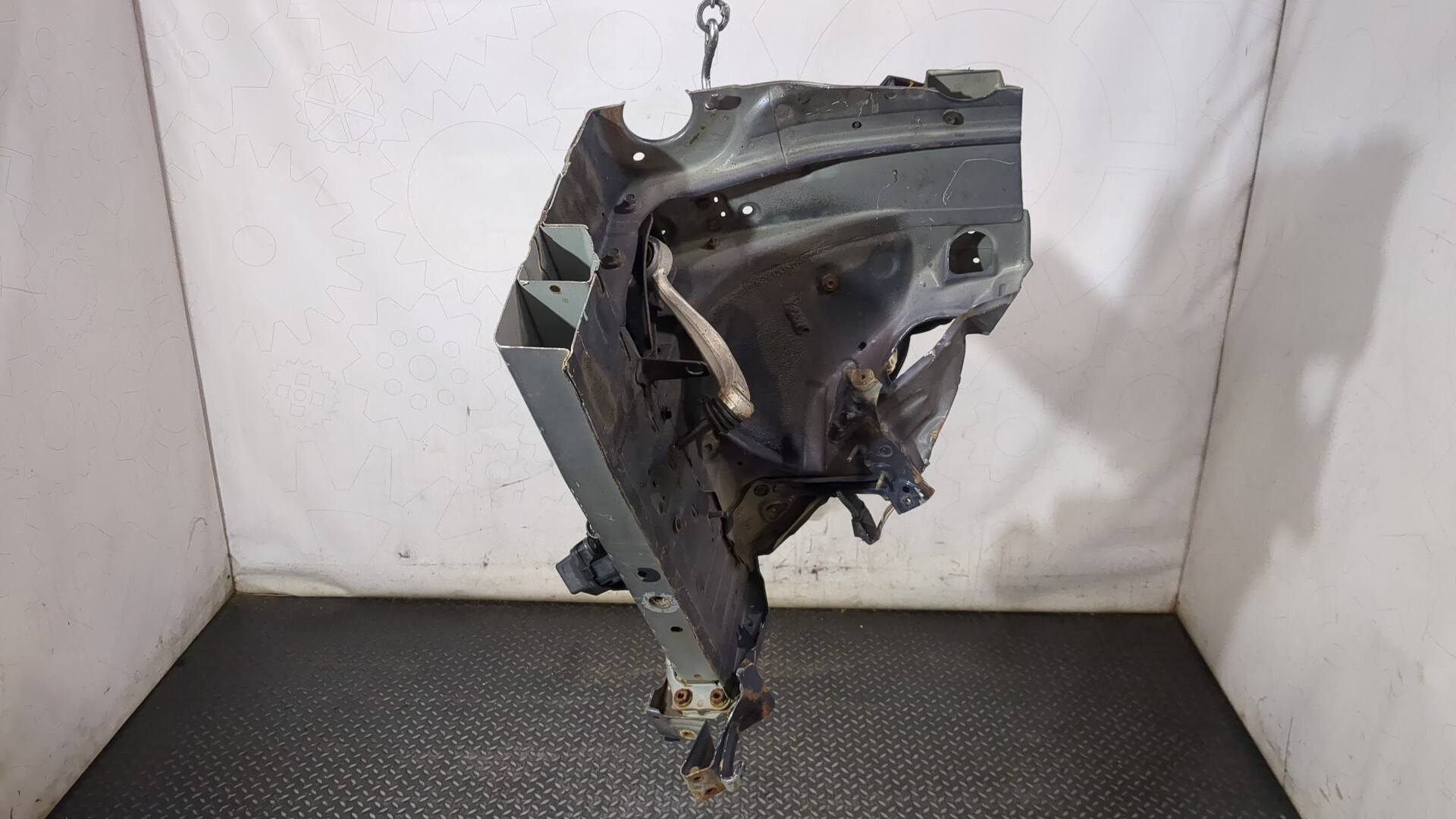 Лонжерон передний правый