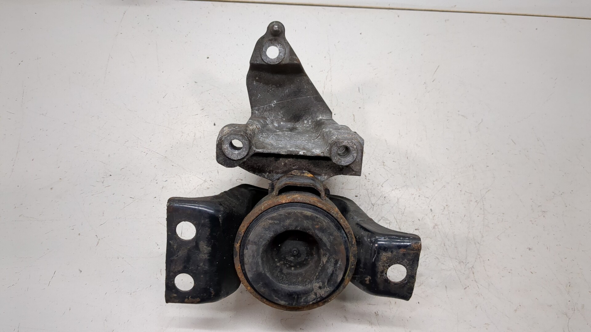 Опора двигателя